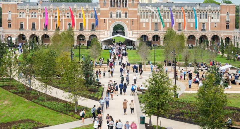 Texas bill seeks to end college aid for students without legal status