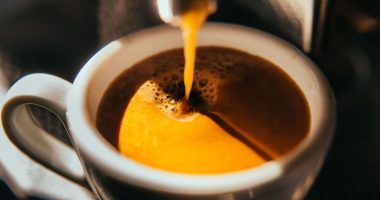 The 1 ingredient to add to your coffee that will 'make you look younger'