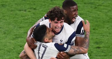 Tottenham 1-0 Man United - PLAYER RATINGS: Which 'nervy' 3/10 star was a gamble that backfired? And whose 9/10 performance sealed 'legendary' status?