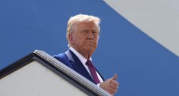 Trump insiders shed light on Qatar's $400 million jet offer
