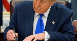 Trump says he will sign executive order on drug price caps