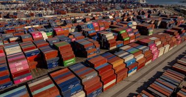 Trump's tariffs to further slash West Coast port traffic