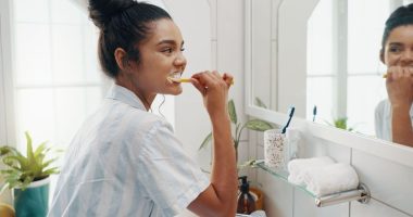 UK survey reveals alarming neglect in personal dental hygiene among adults