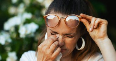 Urgent warning issued over hay fever remedy that causes sufferers to go blind