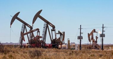 Utah couple, sons charged with smuggling $300 million in crude oil