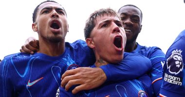 Why Chelsea are desperate to keep Enzo Fernandez as Real Madrid swoop, latest on move for Jamie Gittens and why young star has been training solo