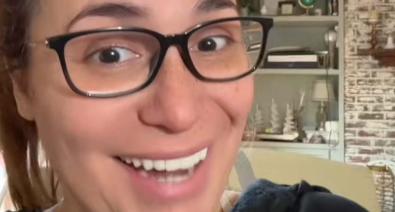 Woman shares baffling experience with younger doctor during slang-filled check-up