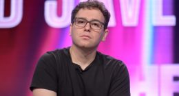 ‘Pod Save America’ host says he struggled over whether to talk about Biden decline
