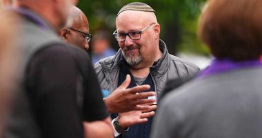 2 more attacks on Jews heighten concerns about security in and around US synagogues
