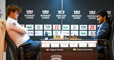 A move and a bang: Magnus Carlsen drops his first match against India's chess champion