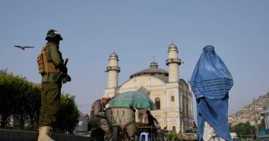 A top Taliban official offers amnesty to Afghans who fled the country and urges them to return