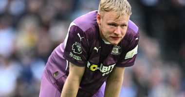 Aaron Ramsdale in talks over immediate Premier League return