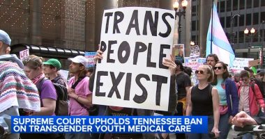 After US Supreme Court gender-affirming care decision, local advocates expect more seeking health care to come to Illinois