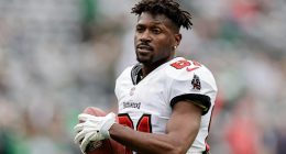 Antonio Brown faces attempted murder charge in Miami