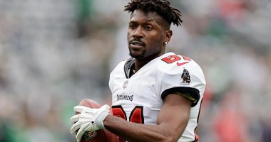 Antonio Brown faces attempted murder charge in Miami