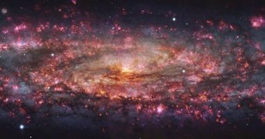 Astronomers create a dazzling, elaborate map of nearby galaxy in thousands of colors