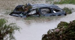 At least 5 dead and 2 missing in San Antonio after heavy rains flood parts of Texas