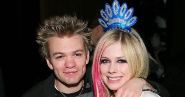 Avril Lavigne reunites on stage with ex-husband Deryck Whibley