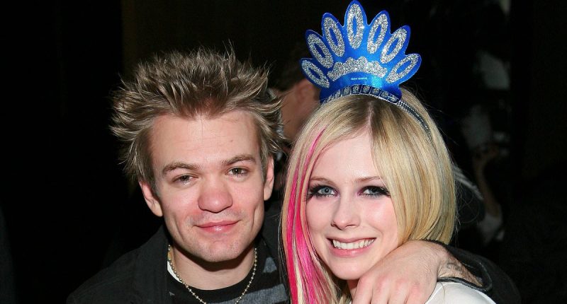 Avril Lavigne reunites on stage with ex-husband Deryck Whibley