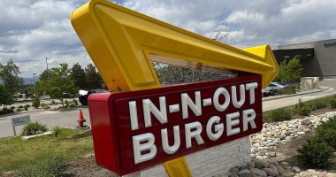 Black In-N-Out worker racially harassed over sideburns, lawsuit says