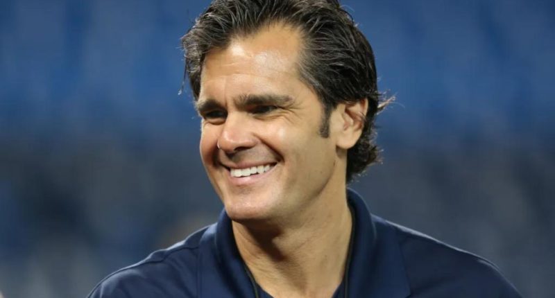 Cardinals announcer Chip Caray accidentally says slur in on-air slip-up