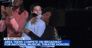 Chicago, Frankfort teens to compete in 2025 Jimmy Awards Monday night, representing Illinois, Broadway in Chicago
