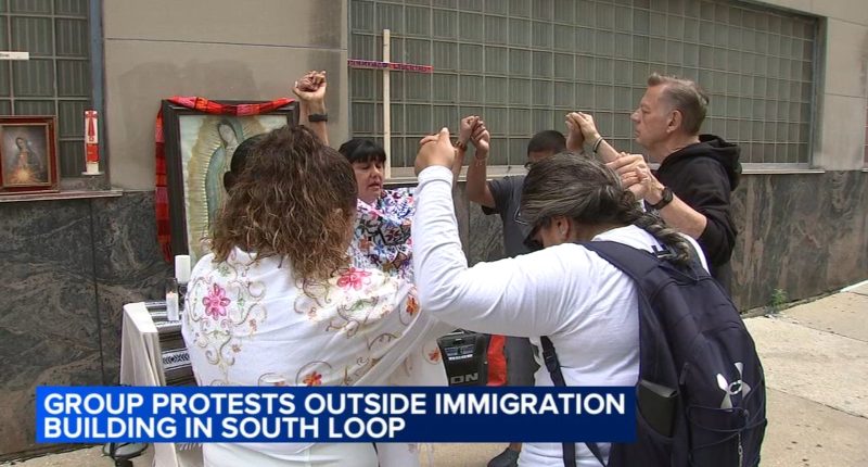 Chicago faith leaders Julie Contreras, Michael Pfleger lead South Loop immigration facility protest, demand end to ICE raids