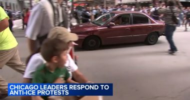 Chicago protest updates: At least 1 injured, 17 arrested in Loop downtown anti-ICE rally on Tuesday, police say