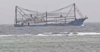 Chinese ship runs aground off Philippines-occupied island in the disputed South China Sea