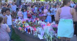 Community mourns three sisters at vigil in Wenatchee