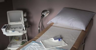 Crisis pregnancy centers told to avoid ultrasounds for suspected ectopic pregnancies