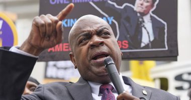 Democrat mayor SUES Alina Habba for ordering his ICE arrest