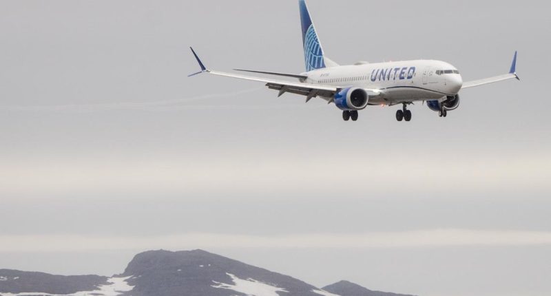 Direct flight from US to Greenland, the first since 2008, lands in Nuuk