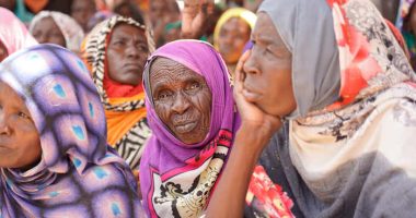 Driven to starvation, Sudanese people eat weeds and plants to survive as war rages