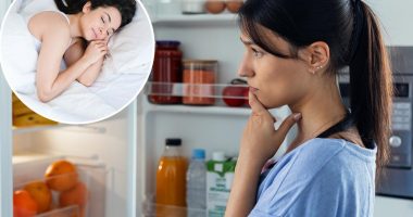 Eating this fatty snack every day can help you sleep better
