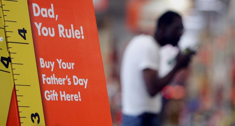 Father’s Day spending climbs, narrows gap with Mother’s Day