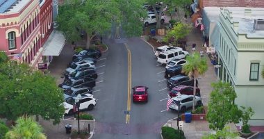 Fernandina Beach residents oppose paid parking plan