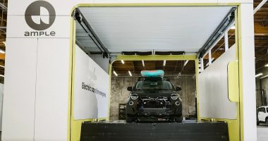 Fiat solves 'barrier for EVs' with battery recharges in FIVE MINUTES