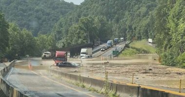 Flooding and rock slides close heavily damaged I-40 section in Smoky Mountains