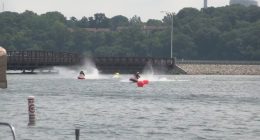 Gao Grotto holds Thunder on Vermilion boat race