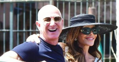 How Lauren Sánchez handled a 'begging' Jeff Bezos prior to  wedding