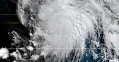 Hurricane Erick makes landfall in Mexico