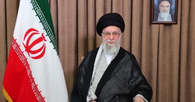 Ali Khamenei addressing the nation on Iranian state television.