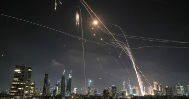Iran retaliates against Israel with missile barrage