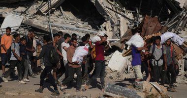 Israeli strikes in Gaza kill at least 49 people as ceasefire talks inch closer