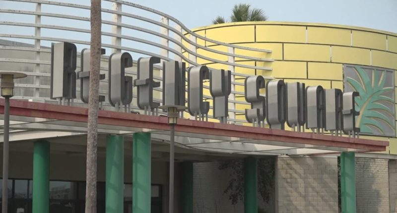 Jacksonville residents reflect as Regency Square Mall closes its doors