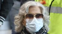 Jane Fonda lands in Sydney in a wheelchair ahead of one-night show