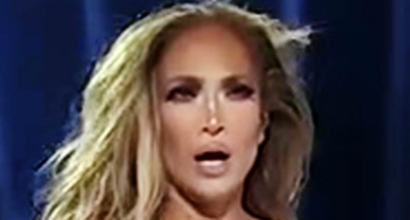 Jennifer Lopez exposes her pubic area in extreme bodysuit