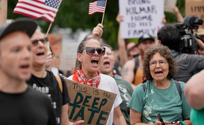 Judge will order Kilmar Abrego Garcia’s release before trial, but ICE plans to detain him