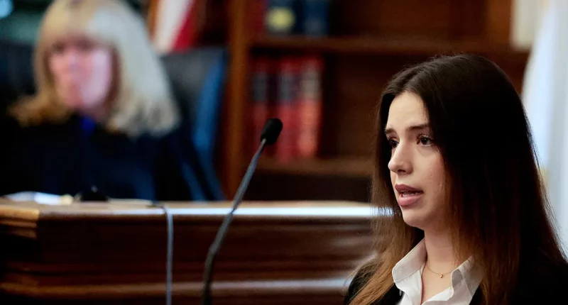 Kelly Dever denies seeing key figures near Karen Read’s vehicle in 'disaster' testimony: expert